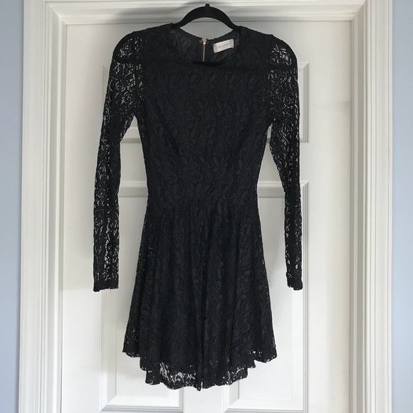 black flare lace dresses